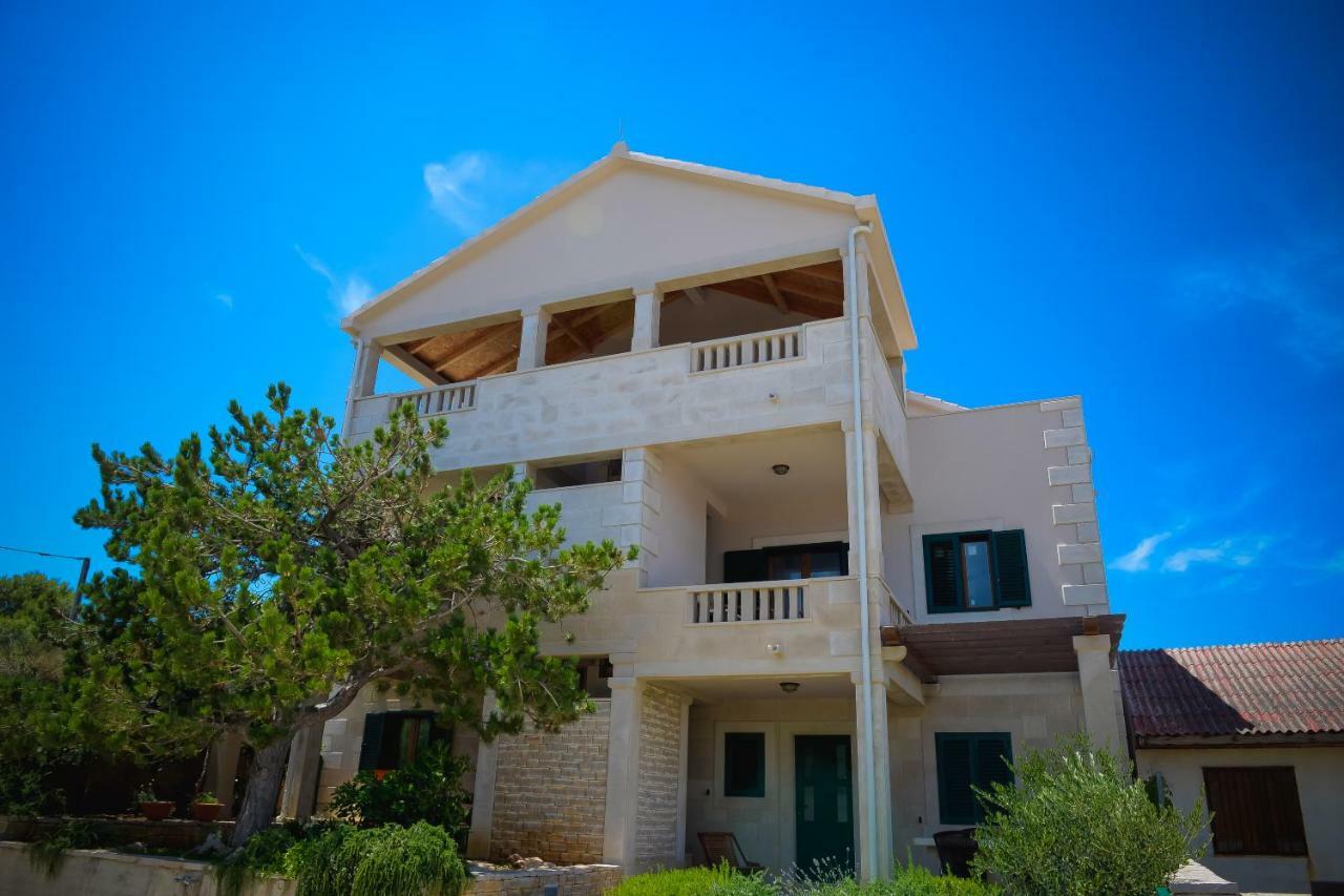 Apartment Markioli Povlja  Exterior photo