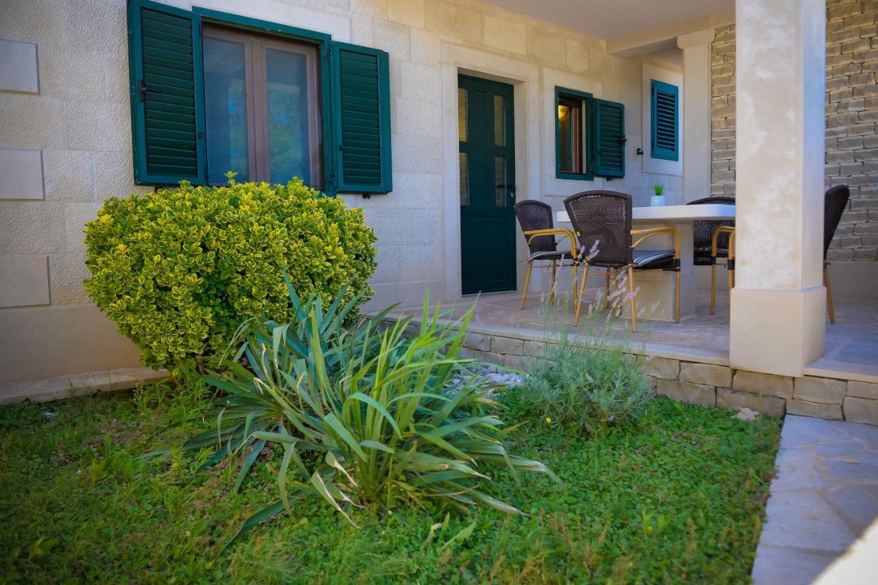 Apartment Markioli Povlja  Exterior photo